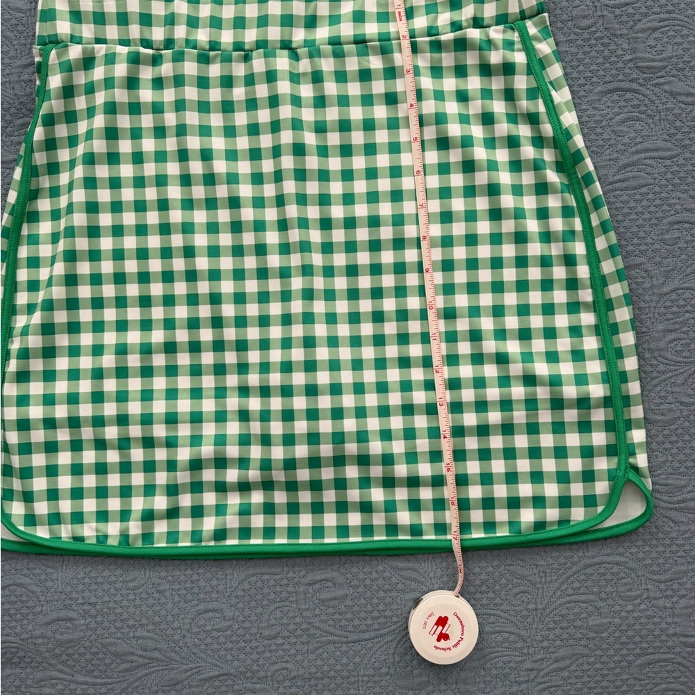 J Crew green and white gingham skort-LIKE NEW-size medium - Picture 2 of 4